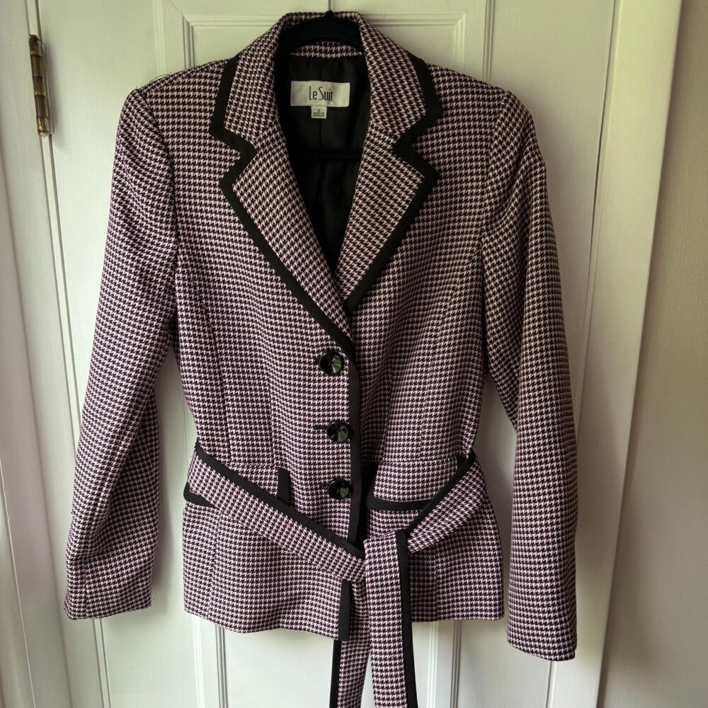 LeSuit Belted Blazer